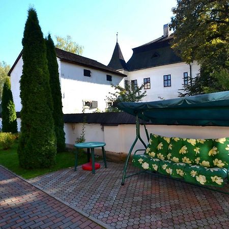 Apartman Pri Zamocku Bešeňová 外观 照片